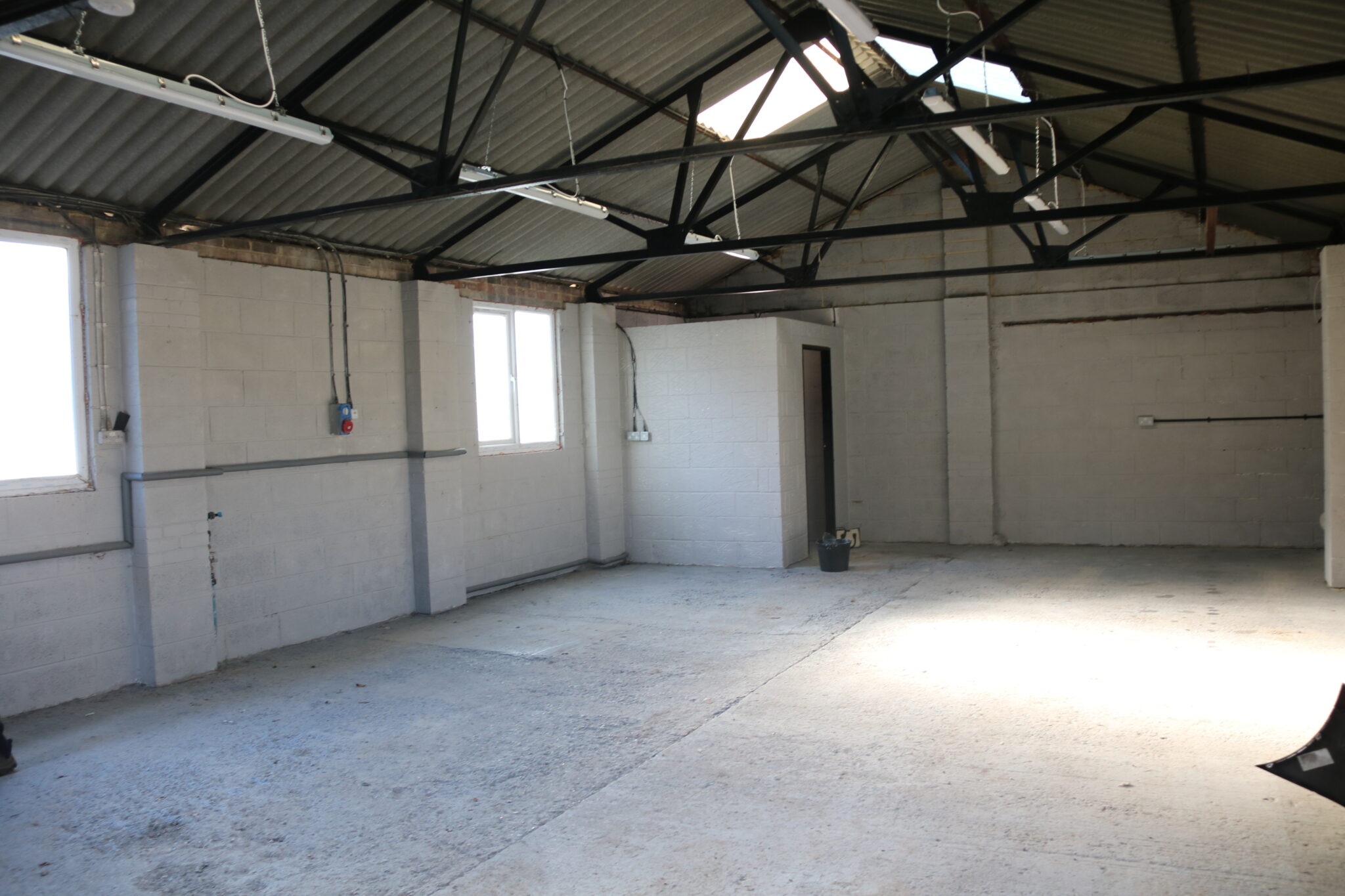 TO LET Carr and Neave